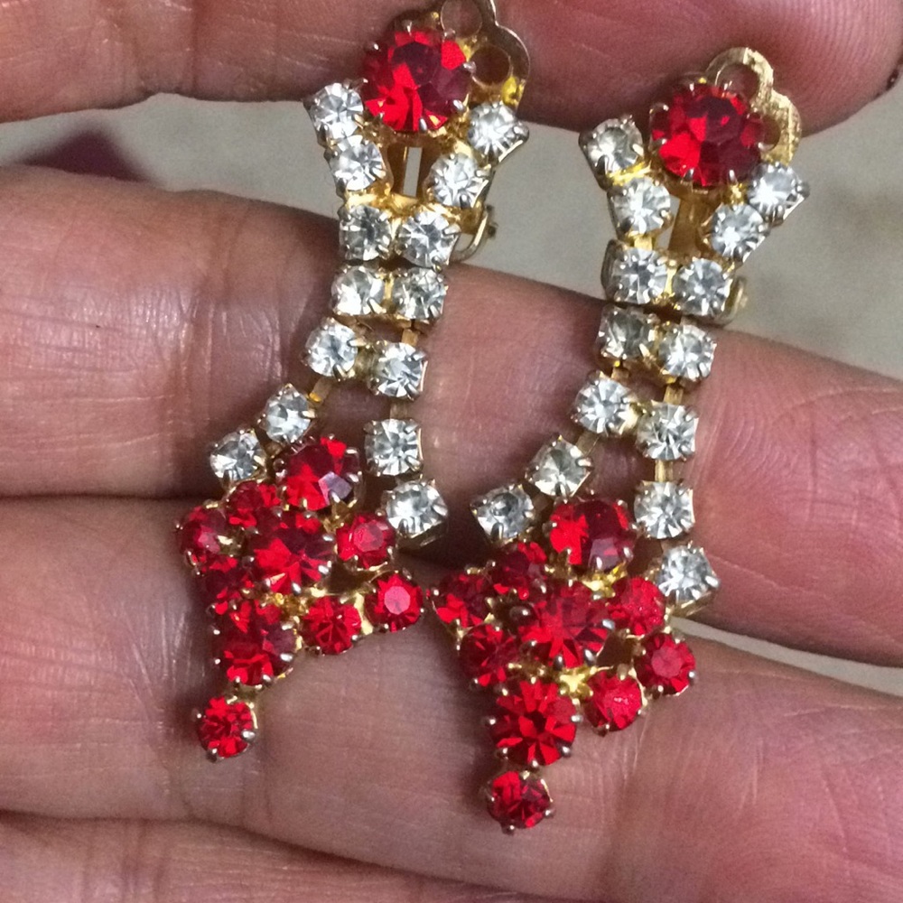 Antique earrings. Final